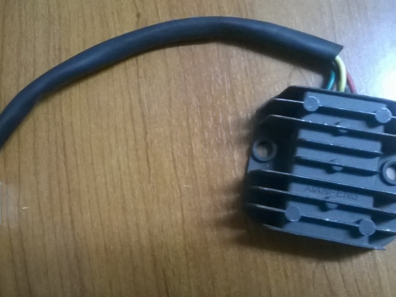 Regulator napona Zongshen 250-5 žica